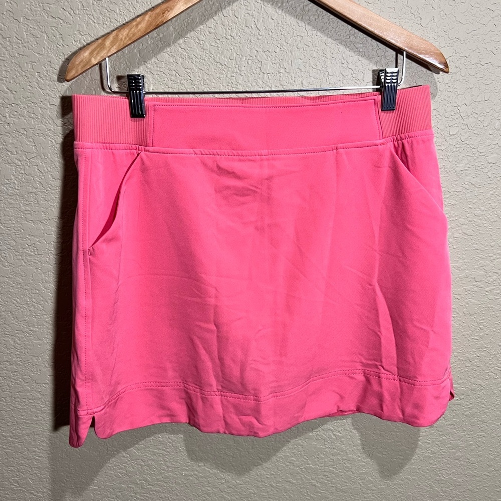 32 Degrees Coral Pink Skort, Size Medium